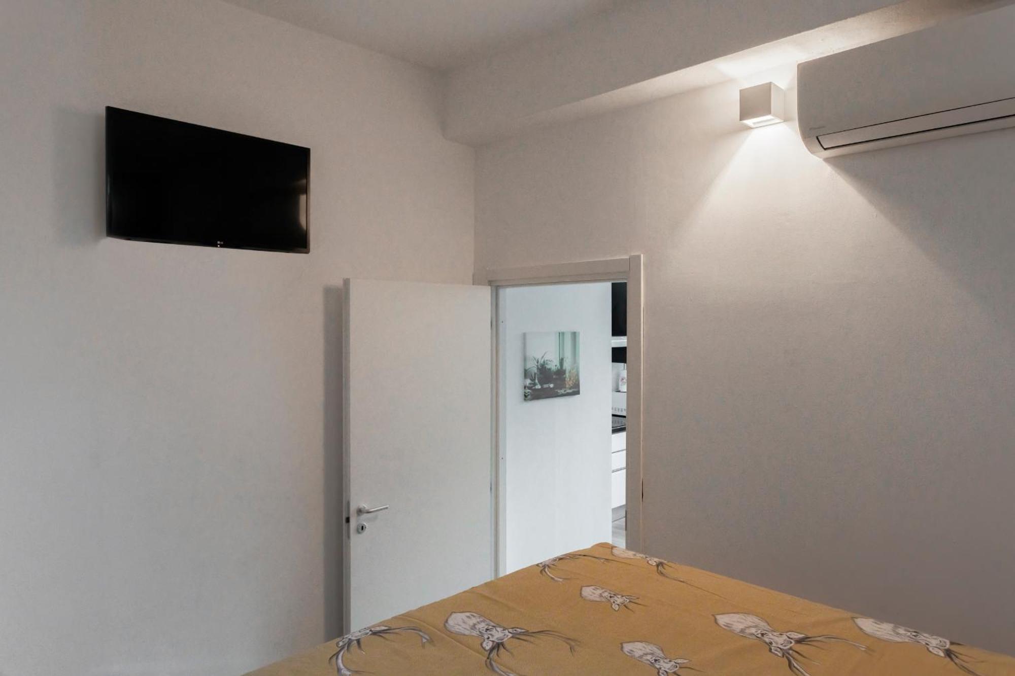 Elegant Sweet Home Suite - Milan, 15 Minute Duomo Zewnętrze zdjęcie