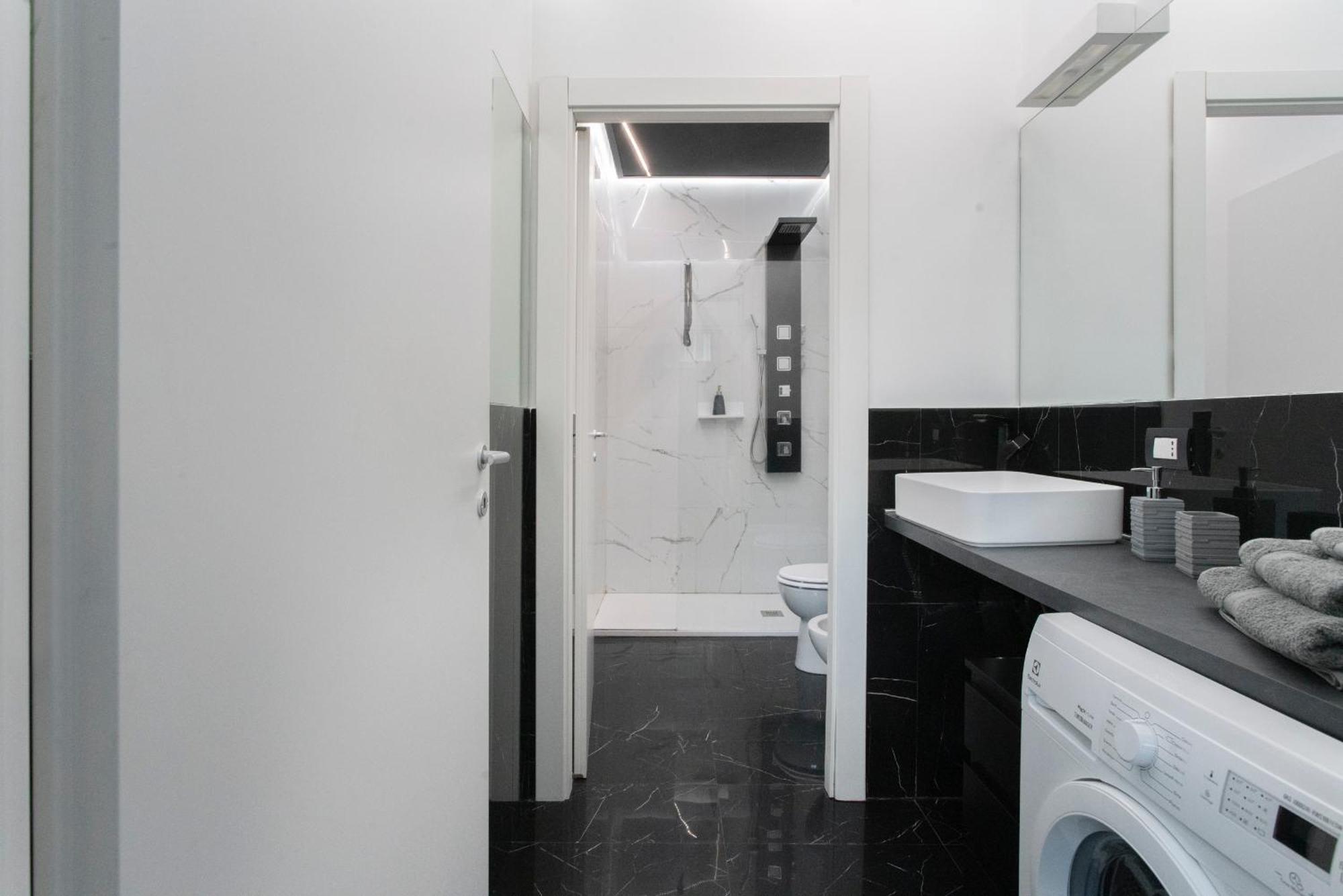 Elegant Sweet Home Suite - Milan, 15 Minute Duomo Zewnętrze zdjęcie