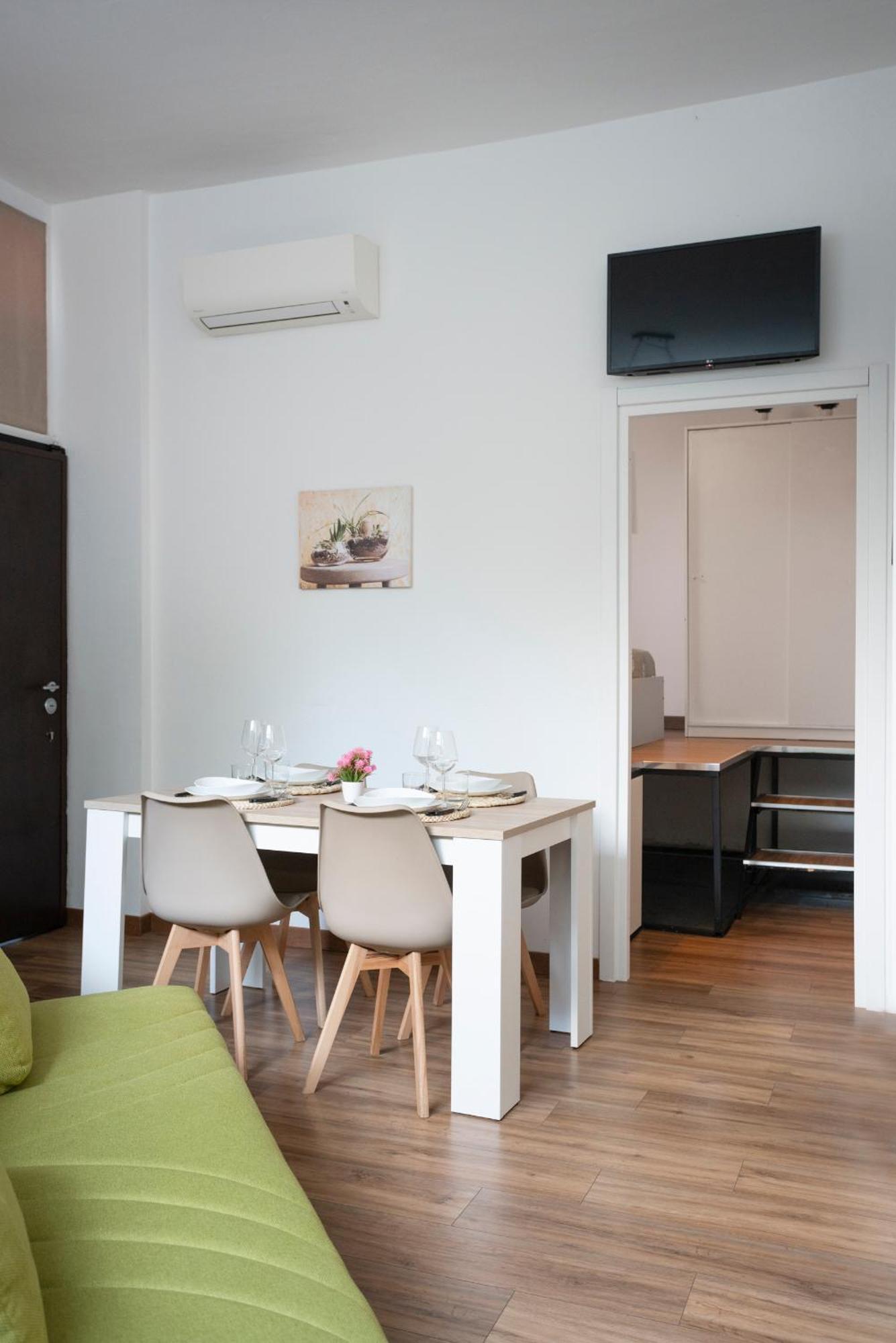 Elegant Sweet Home Suite - Milan, 15 Minute Duomo Zewnętrze zdjęcie